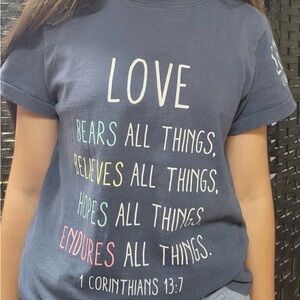 Inspirational Love Graphic Tee - Navy